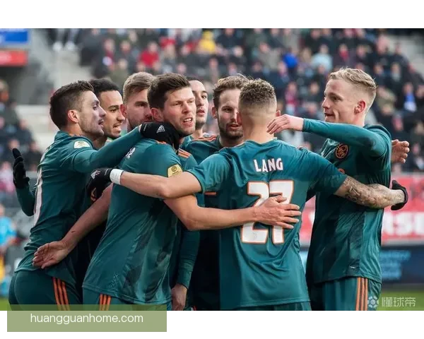 特温特2比1逆袭阿贾克斯 范罗伊泽鲁基进球锁定胜局